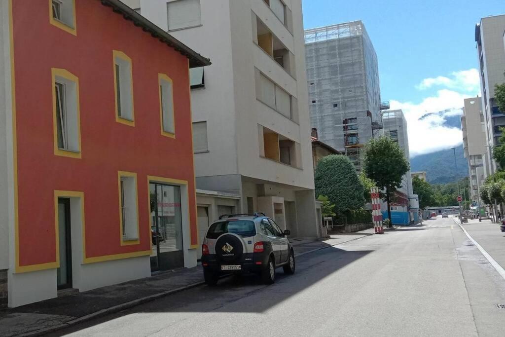 Renovierte Ferienwohnung Im Zentrum Von Locarno Esterno foto